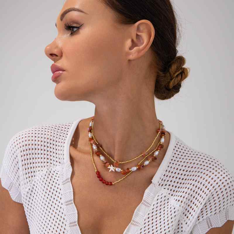 ・カテゴリ: ネックレス・スタイル: 清潔感のあるフェミニン・主な素材: ビーズ・加工方法: 手作業・デザイン: 幾何学、ヒトデモチーフ、多層・チェーンタイプ: 通常チェーン・周囲: 31cm〜40cm・カラー: ゴールド・重さ: 約30g・対象: 女性