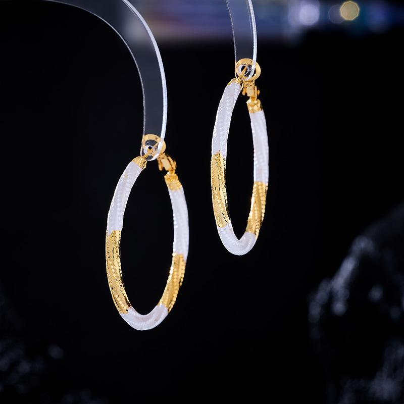 耳飾り レディース 欧米風 18Kゴールド色 電気メッキ加工 存在感 シンプル 高級感 上品 フープピアス ..