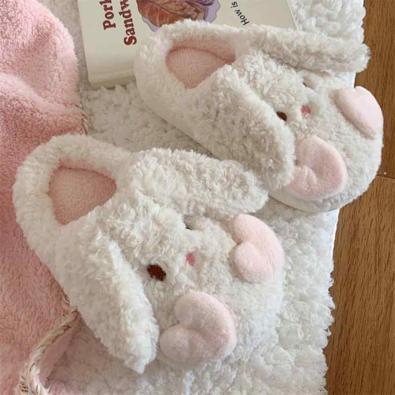 Other - スリッパ 冬 コットン 韓国 レディース かわいい 動物 屋内 厚 保温性 滑りにくい インテリア品 PVC