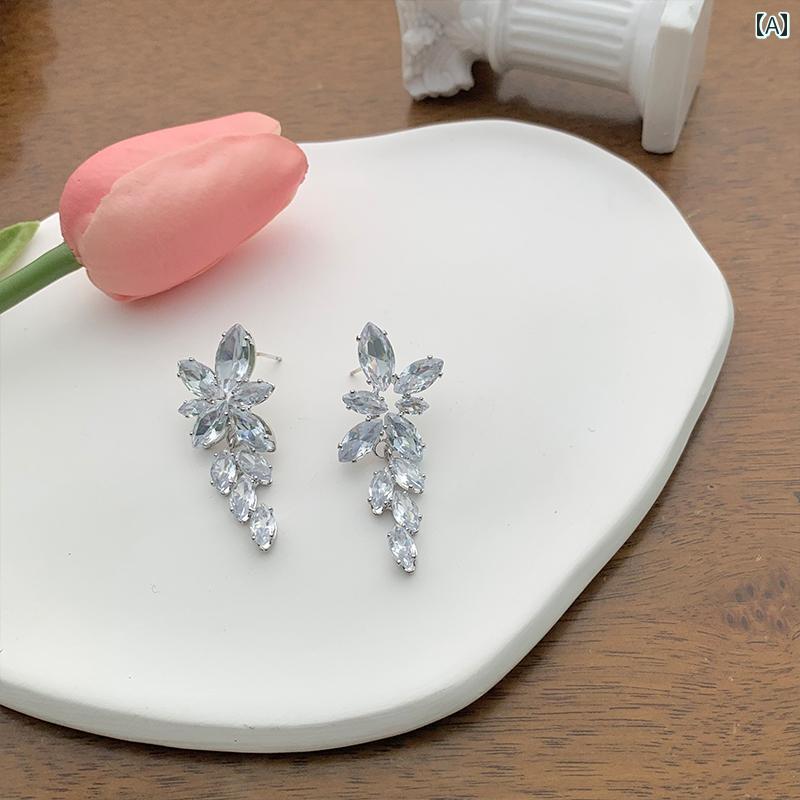 レディース タッセル アクセサリー ピアス かわいい イヤリング 精巧 フラワー ジルコン 軽い ハイエンド