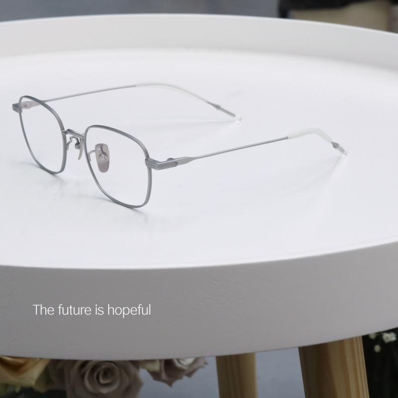Other - ファッション メガネ おしゃれ 伊達眼鏡 チタン シリーズ 軽量 汎用性 高さ チタン メガネ ブルーライト 防止 ビジネス スクエア フレーム フラット メガネ フレーム