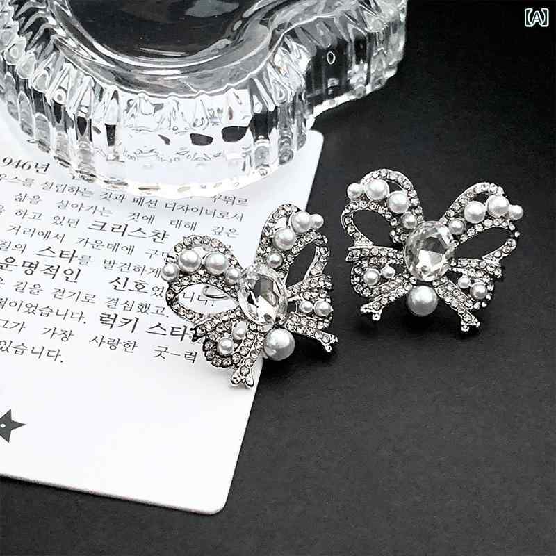 イヤー クリップ かわいい 耳飾り フル バタフライ イヤー ボーン クリップ ピアス い レディース 軽量 イヤリング