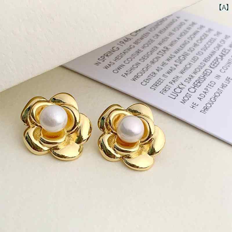 レディース アクセサリー ピアス かわいい イヤリング レトロ 小さい フレグランス メタル フラワー 淡水 パール ハイエンド フレンチ