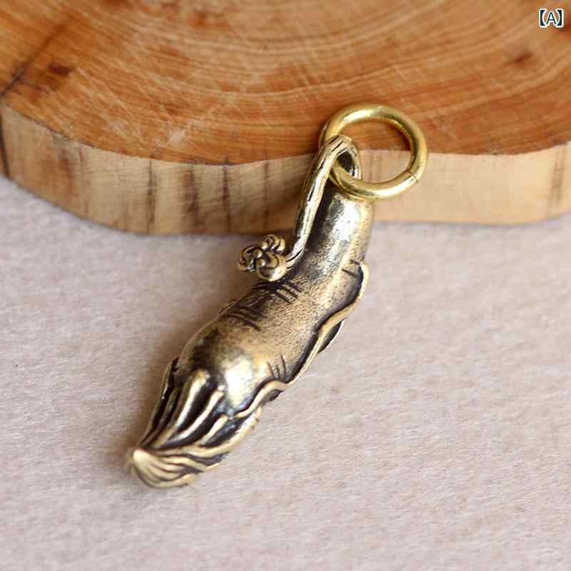 レトロ 車 キーホルダー ペンダント キーアクセサリー キーチェーン ストラップ メンズ レディース兼 チャイナテイスト 装飾品 真鍮
