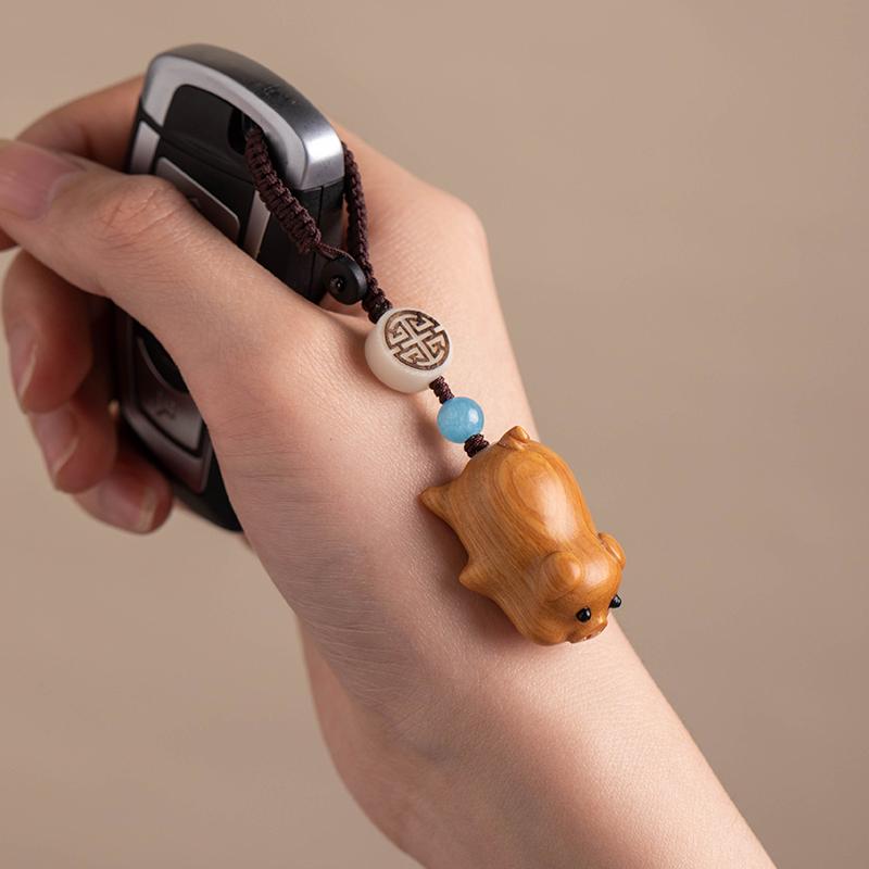 ペンダント レトロ 癒し 小さめ かわいい ブタ 車 キーチェーン ペンダント 吉祥 星座 白檀 木 メンズ レディース ギフト ローズウッド