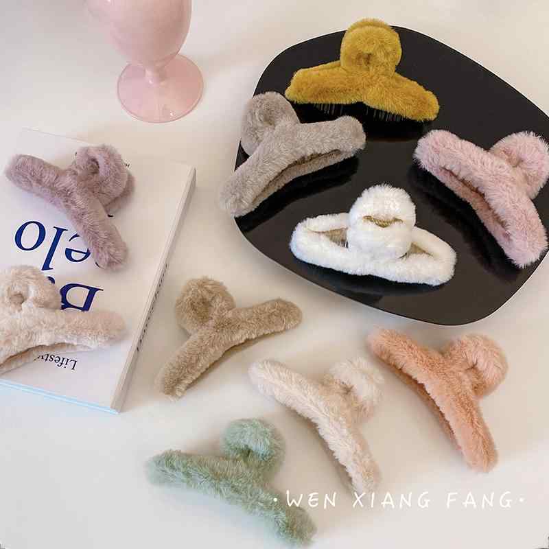 ヘアクリップ 髪留め 冬季 ピッタリ 韓国 エレガント シンプル サメのバレッタ の飾り オシャレ