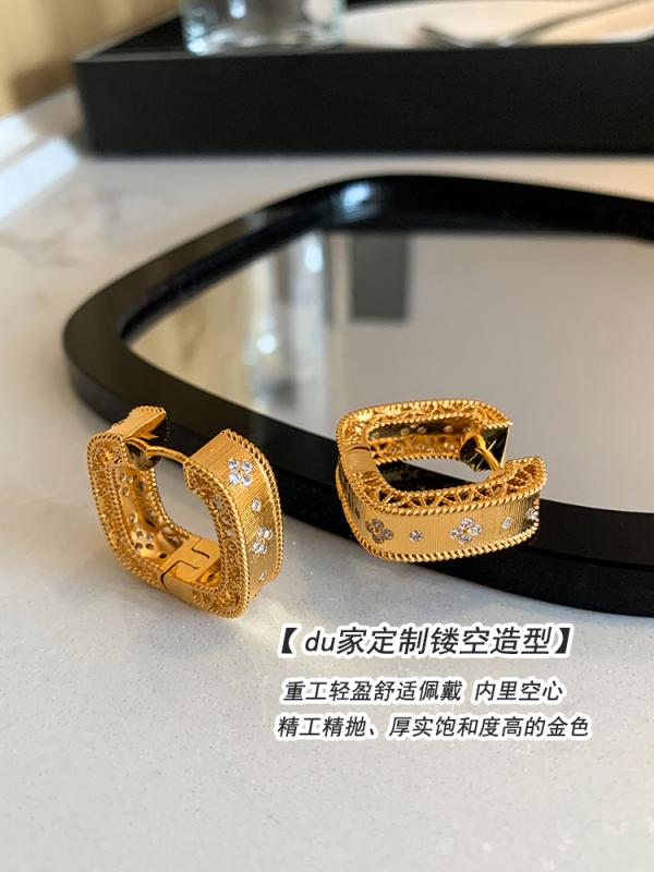 秋 冬 ピアス おしゃれ 女性 ゴールドイヤリング レトロ ハイエンド 軽量 ハイエンド ユニーク イヤー バックル イヤリング