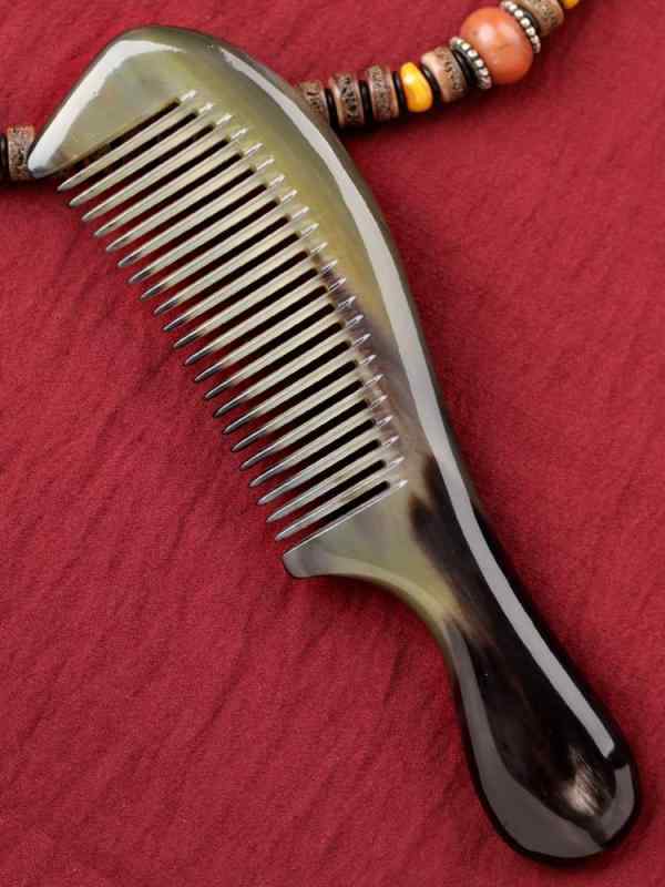 ヘアケア コーム くし おしゃれ ギフト ブラシ ケア 頭 マッサージ 彫刻 頭皮 脱毛 小物 雑貨 レディー..