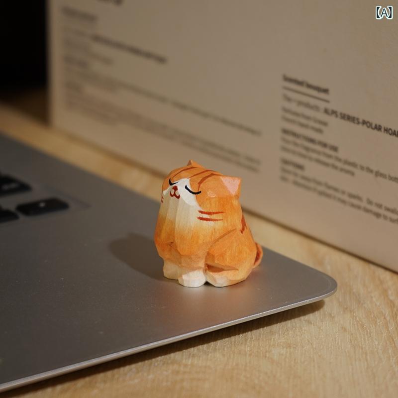 ツンデレ オレンジ 猫 木彫り 飾り かわいい 動物 デスクトップ 装飾 ギフト アニマル ミニチュア デコレーション ディスプレイ