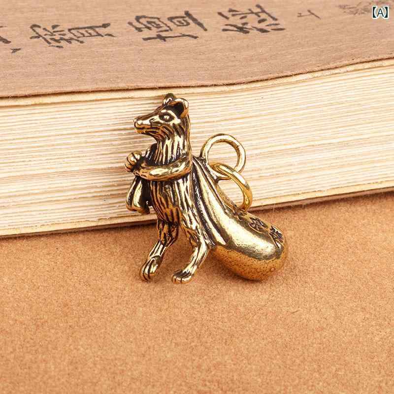 レトロ 車 キーホルダー ペンダント キーアクセサリー キーチェーン ストラップ メンズ レディース兼 チャイナテイスト 装飾品 真鍮