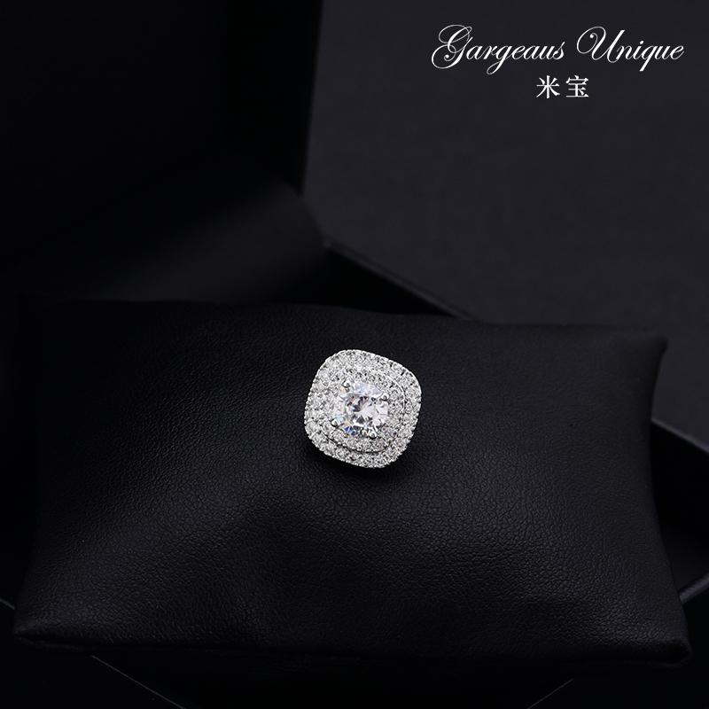 レディース ブローチ おしゃれ 大人かわいい レトロ 精巧 四角 ボタン 小さい バックル 立体 テクスチャー 襟 露出 防止 固定 バックル ファッション 小さい ブローチ