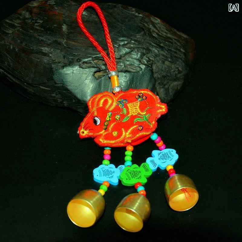 ウォールデコレーション 風鈴 吊り 装飾 ドア 民族風 十二支 刺繍 ギフト リビングルーム バルコニー インテリア ハンキング