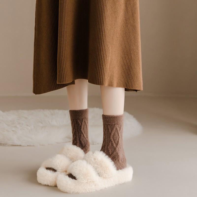 ソックス レディース 靴下 ウール ソックス 秋冬 防寒性 シンプル 無地 羊毛 保温性