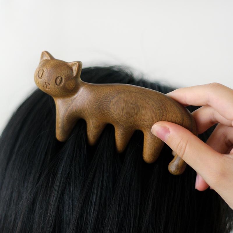 スタイリッシュ マッサージ コーム 頭皮 緩和 疲労 軽減 リラクゼーション 猫型 プレゼント ブラシ おしゃれ