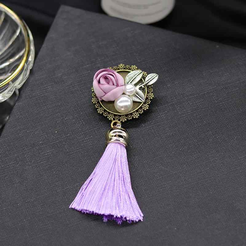 コサージュ 入学式 セレモニー おしゃれ レディース ファッション アクセサリー オールシーズン パール フラワー エレガント タッセル 衣装 装飾