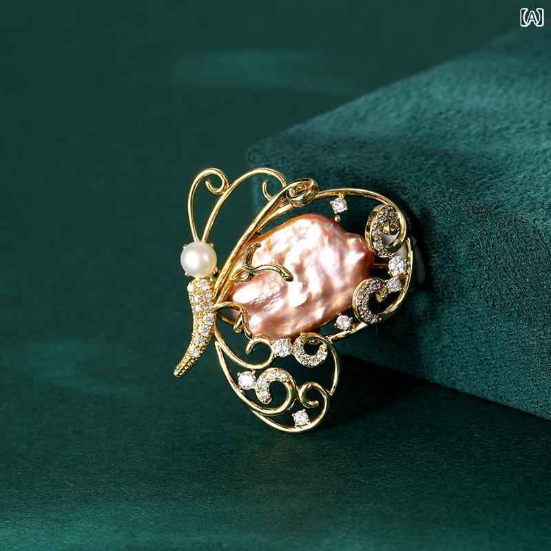 ブローチ おしゃれ スーツ ピン 装飾 個性 女性 ハイエンド 精巧 バロックパール 蝶 コート カーディガン コサージュ