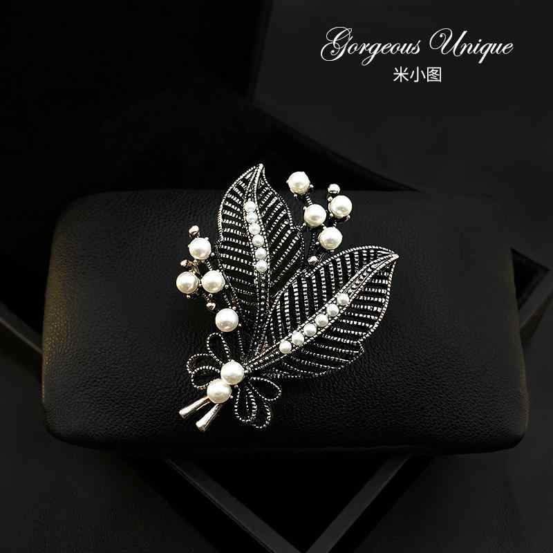 ブローチ レトロ エレガント 花束 コサージュ 精巧 花 アクセサリー レディース ファッション 装飾品 ..