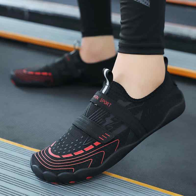 室内 スポーツ シューズ レディース ジム トレッドミル メンズ エアロビクス ヨガ 縄跳び 総合 トレーニング 通気性 滑りにくい メッシュ 紐し 靴 カジュアル