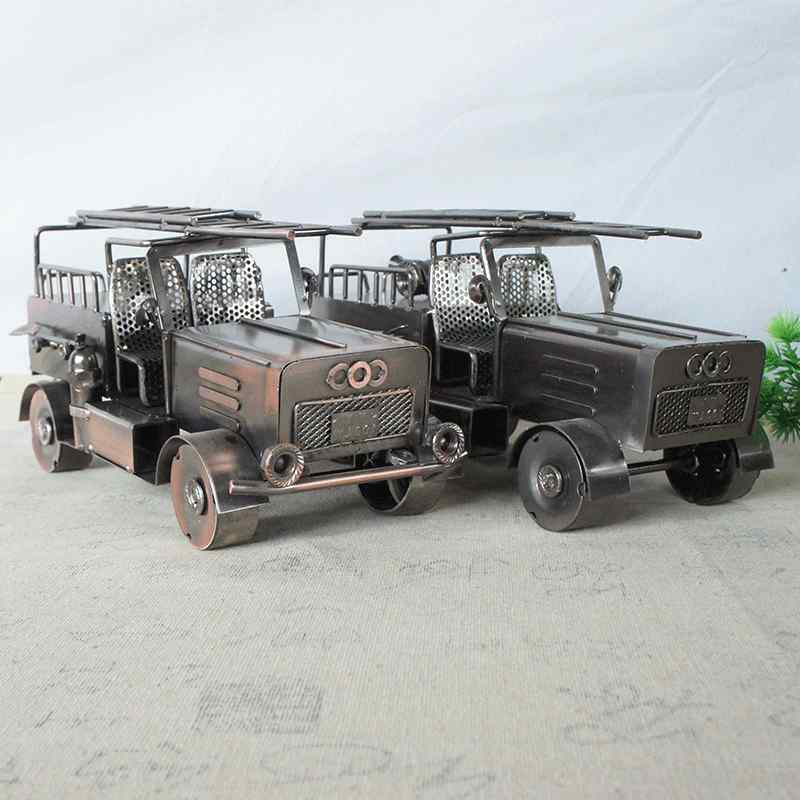 木製車両模型 インテリア装飾 楽天市場】古い車 クラシックカー レッド レトロ 金属 置物 雑貨 模型