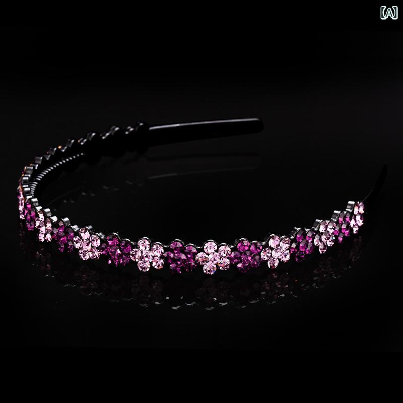 カチューシャ ヘアバンド ラインストーン 髪留め ヘアアクセサリー フェミニン エレガント 大人かわいい おしゃれ レディース ファッション小物