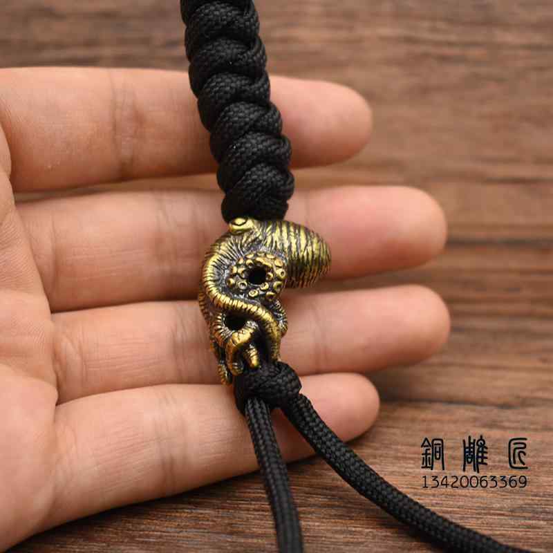 ペンダント 中国風 アクセサリー レトロ 真鍮 アクセサリー 銅 タコ クルス オールド ドミネーター E ..