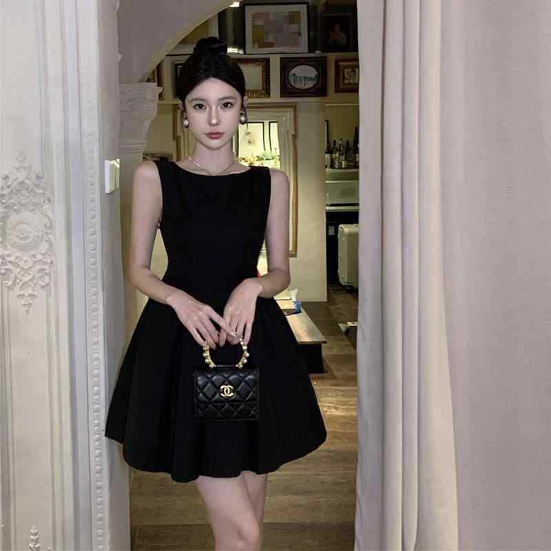 ドレス バースデー レディース イブニング リトル ブラック 誕生日 ハイエンド 軽量 パーティー 通常 黒 ストラップ ふわふわ