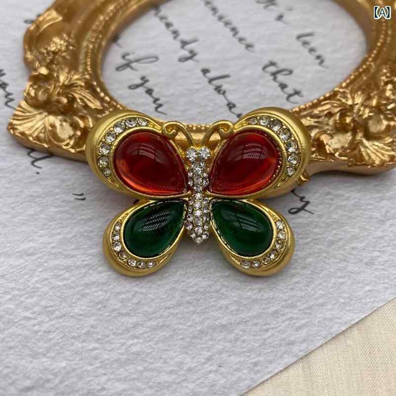 ブローチ 上品 セレモニー 蝶 ブローチ 高級感 女性 コサージュ パール セーター ピン スーツ 精巧 大..