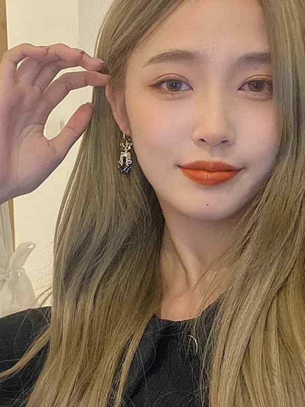 アクセサリー レディース ピアス かわいい 興味深い ロボット ペンダント イヤリング 創造的 誇張 立体 イヤリング キュート ユニーク ..