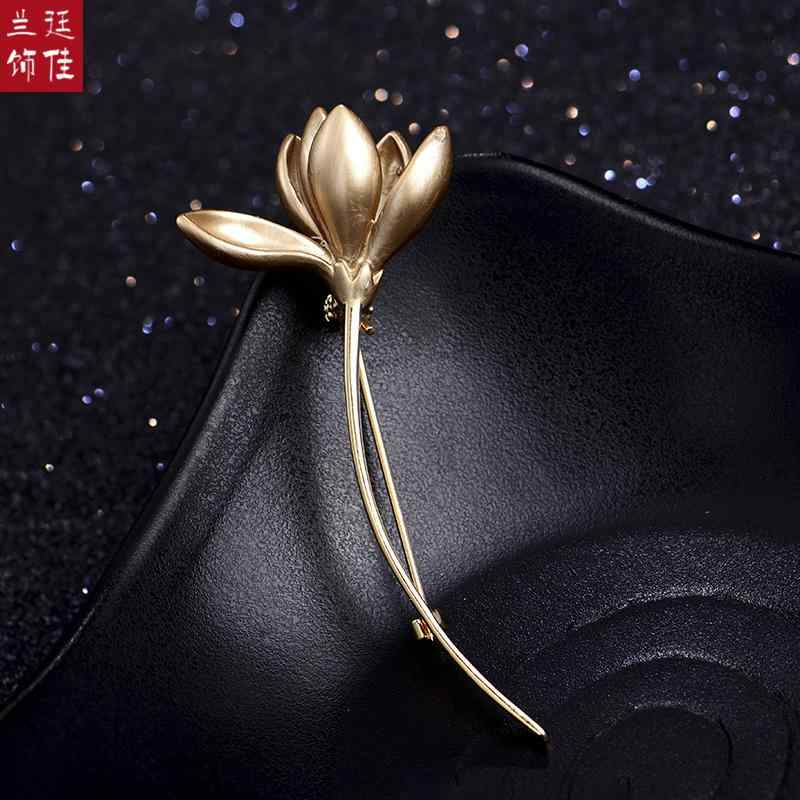 ブローチ シンプル 花 ブローチ レディース カーディガン セーター アクセサリー 露出 防止 ピン バックル かわいい コサージュ ファッション 装飾品