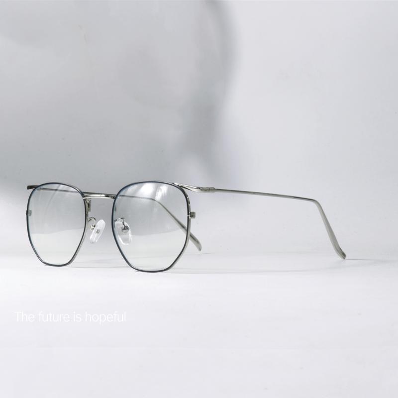 ファッション メガネ おしゃれ 伊達眼鏡 レトロ メタル メガネ フレーム 抗ブルーライト スクエア フラット ミラー ニュートラル プレーン フレーム(4)