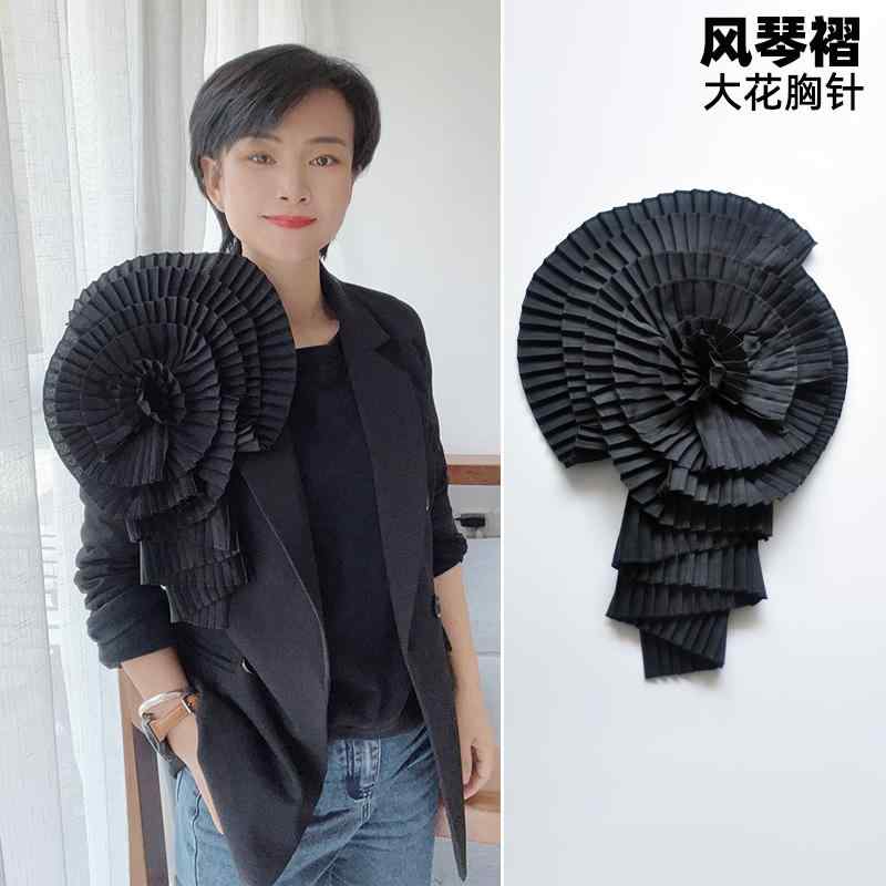 コサージュ 入学式 卒業式 レディース 婦人 花 フラワー アクセサリー 小物 洋服 ピン 装飾品 パーティー イベント プリーツ