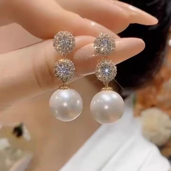 レディース ピアス かわいい ジルコン パールイヤリング 女性用 イヤリング 年 軽い 感 ハイエンド イヤリング