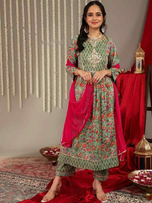 ������� ���ԡ��� �������� �ѥ�� ���ȡ��� ��ǥ����� ������� �ե��å���� ��ȥ� �����˥å� �ץ��� �� 3�����å� ���硼�� ���꡼��