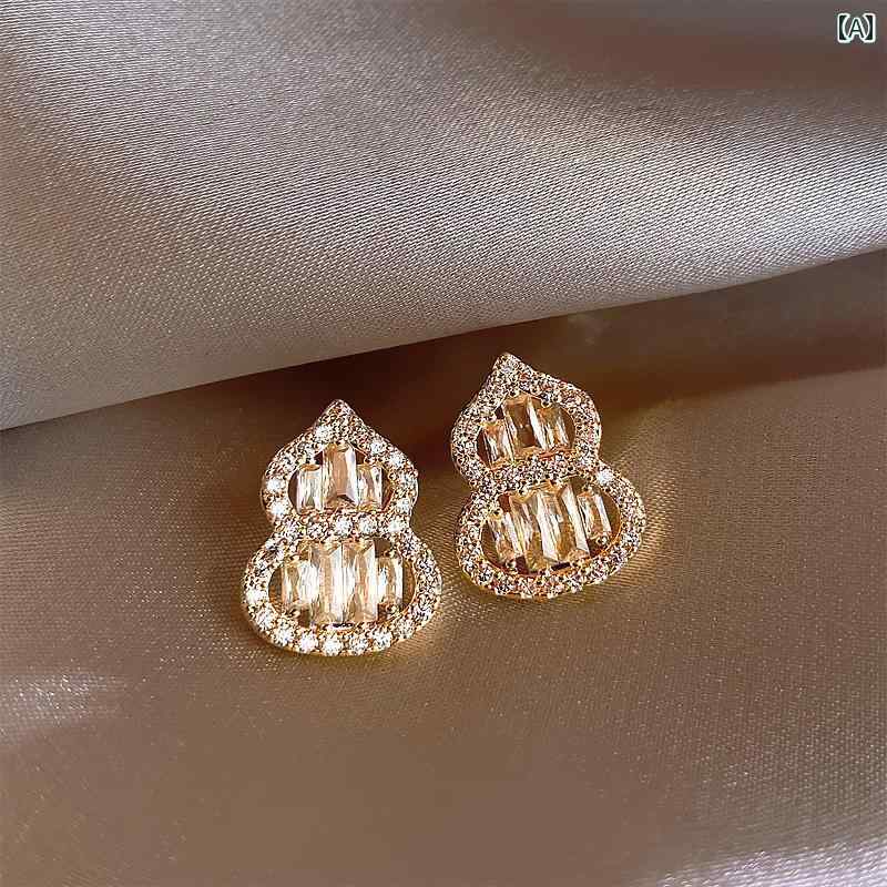 ピアス おしゃれ ゴールド フル ひょうたん イヤリング 女性 ユニーク ライト 高級 ハイエンド