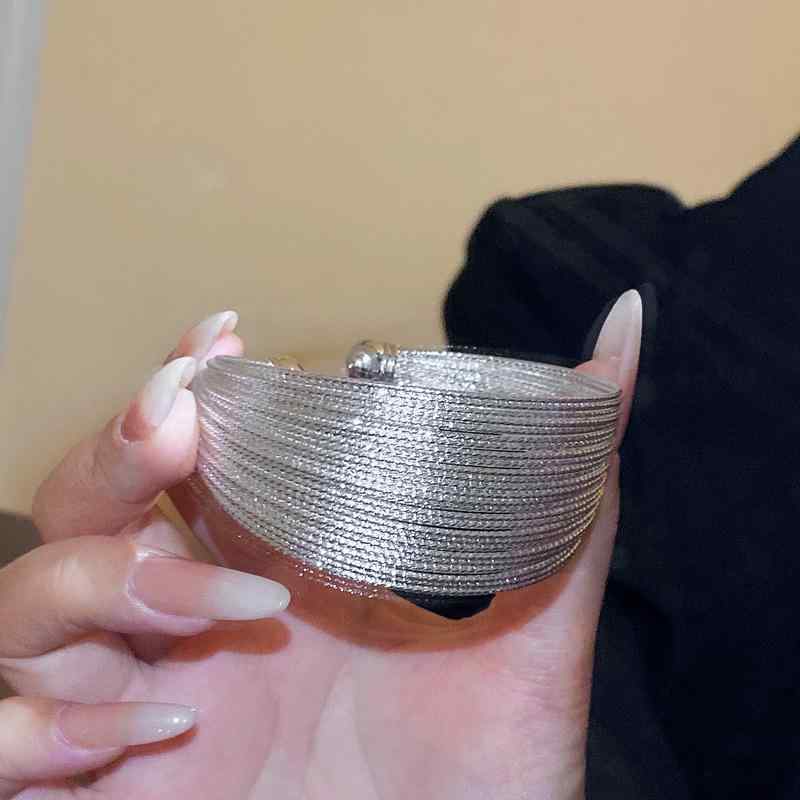 カフブレスレット バングル エスニック レディース アクセサリー オープン 軽量 贅沢 アメリカ ジュエリー レトロ 大人かわいい