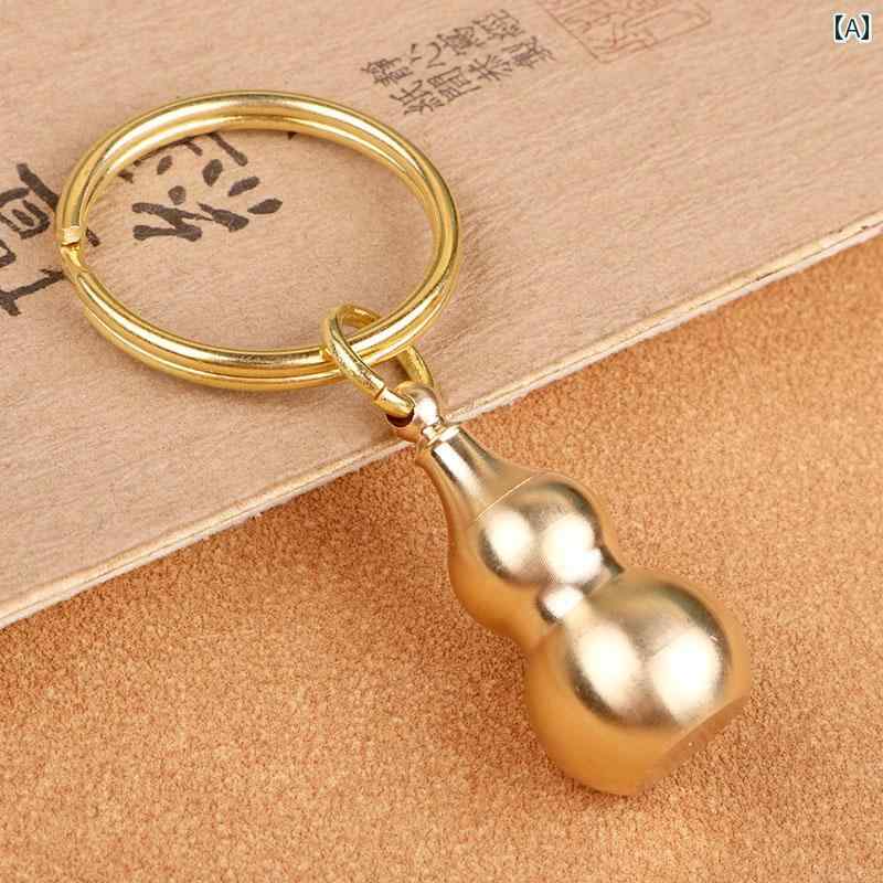 レトロ 車 キーホルダー ペンダント キーアクセサリー キーチェーン ストラップ メンズ レディース兼 チャイナテイスト 装飾品 真鍮