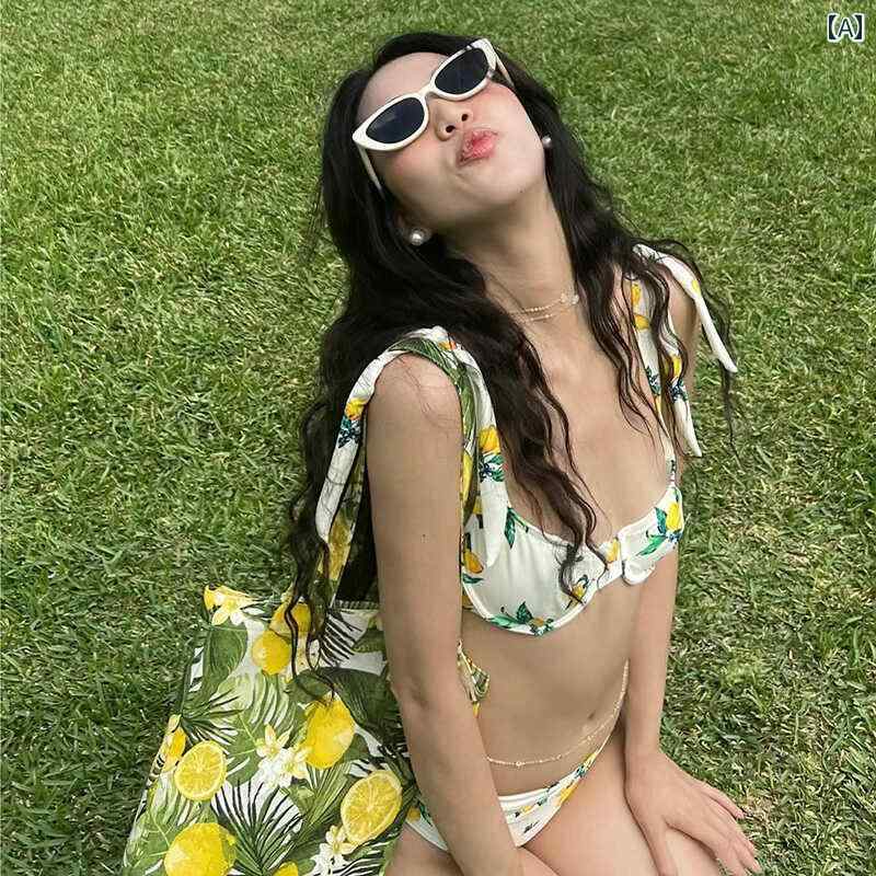 Two-Piece - レディース ビキニ 水着 プール ビーチ 海水浴 フェミニン 白 小胸 寄せる スプリット スタイリッシュ ガール 三角 プリント 休暇 温泉