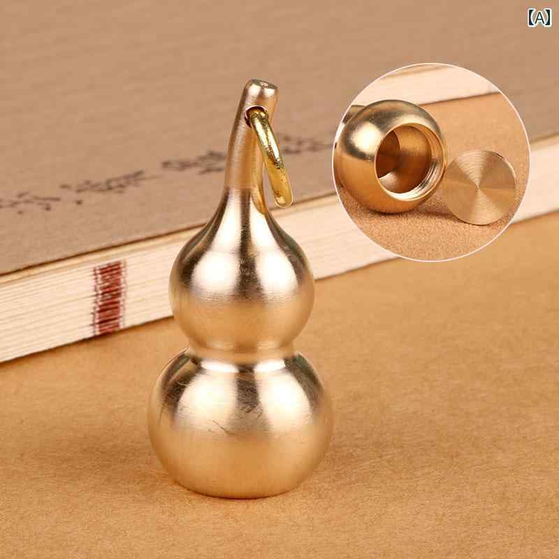 レトロ 車 キーホルダー ペンダント キーアクセサリー キーチェーン ストラップ メンズ レディース兼 チャイナテイスト 装飾品 真鍮