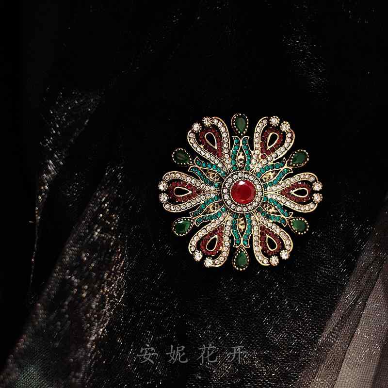 レディース ブローチ 上品 セレモニー 卒業式 入学式 アクセサリー ピン バッジ コサージュ ペンダント かわいい おしゃれ モチーフ 花 レトロ レトロ