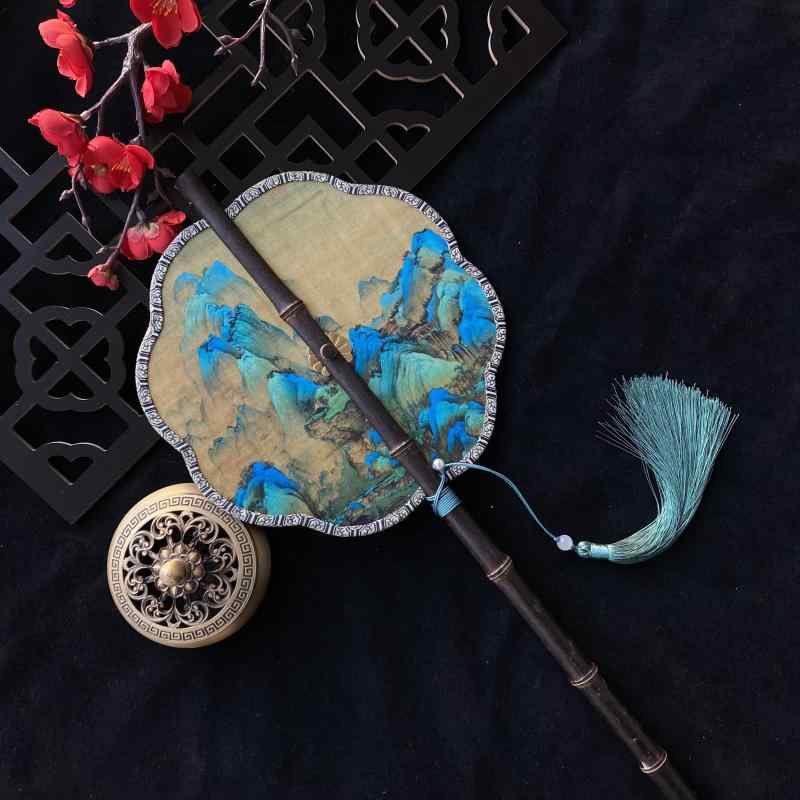 扇 うちわ ファン おしゃれ レトロ 巻く 扇子 チャイナ風 長柄 房 レトロ ウエスト ロールアップ アクセサリー 竹 バンブー タッセル 小物