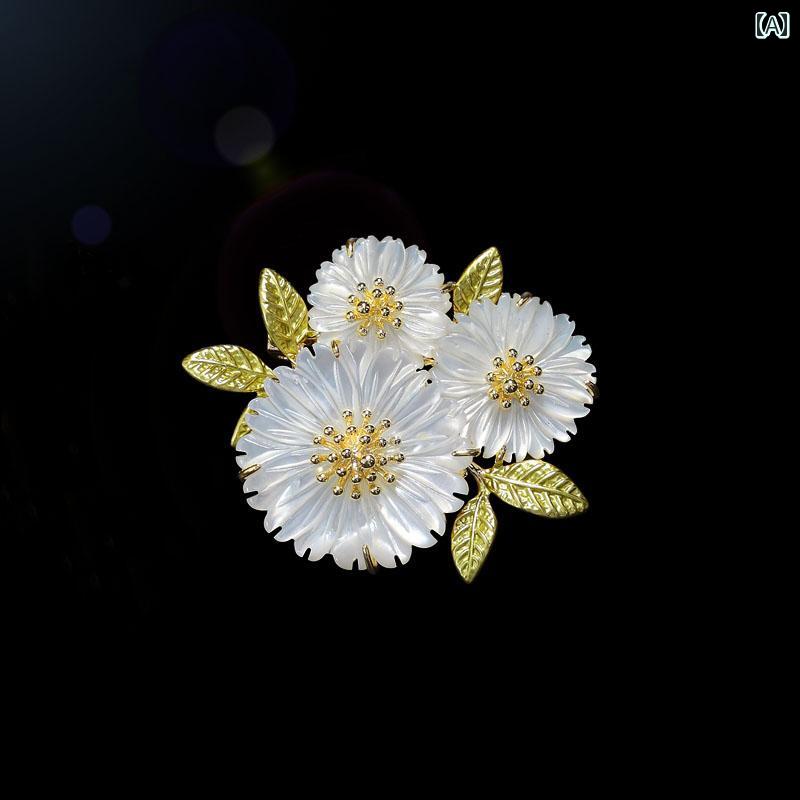 樂天商城 - ジャケット ブローチ レディース おしゃれ 上品 フォーマル セレモニー シェル デイジー ハイエンド コサージュ 高級感 セーター ピン 装飾