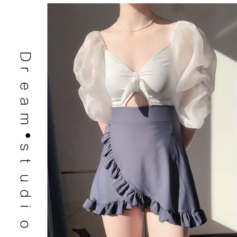 ワンピース 水着 レディース かわいい 夏 プール ビーチ 白 黒 韓国 ブラック ホワイト カジュアル ミディアム スリーブ スカート