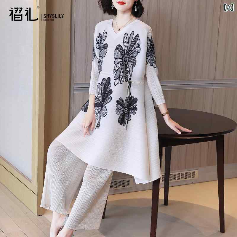 カジュアル スーツ レディース ママ 秋 セットアップ 洋風 大きめサイズ プリーツ 快適 ファッション 2点 セット