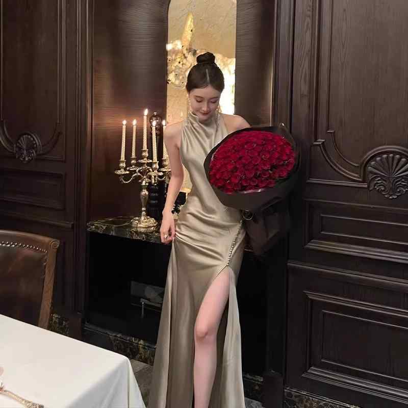 ドレス バースデー レディース イブニング 婚約 誕生日 パーティー ハイエンド バック レス サテン ホルターネック