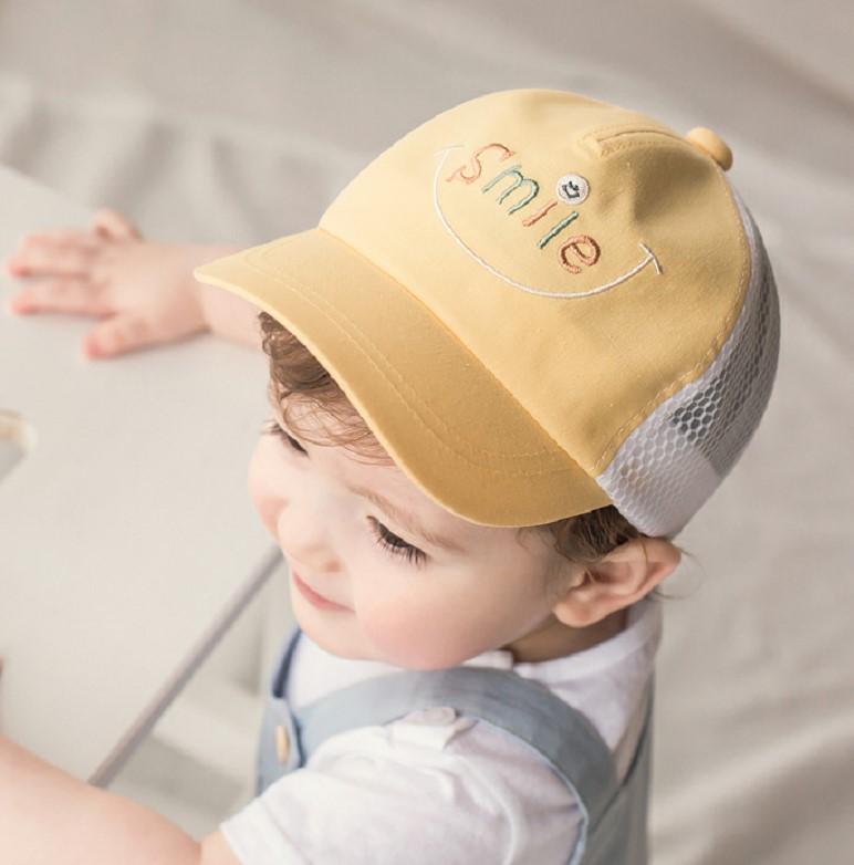 ベースボールキャップ ベビー 帽子 ひさし帽 メッシュ 通気性 柔らかい 軽量 日除け 頭 ヘッド 保護 か..