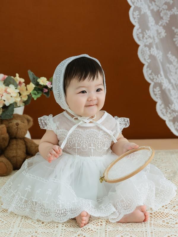 赤ちゃん ベビー フォト ファッション 服 写真撮影 小道具 レトロ スタジオ 衣装 かわいい おしゃれ 100日 レース ドレス