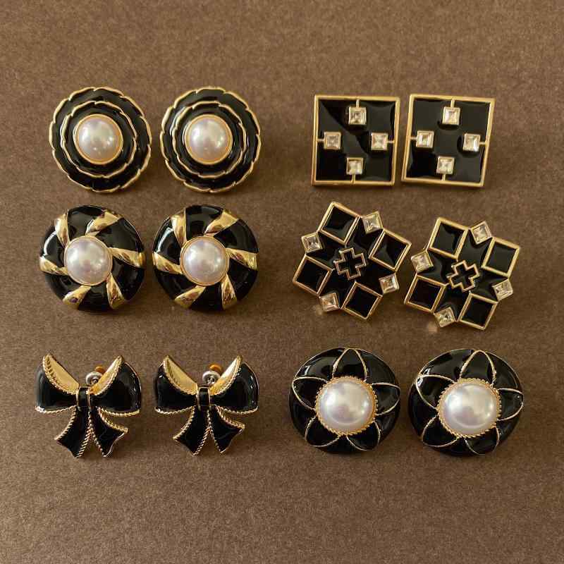 ピアス レトロ 宮殿 クラシック ブラック 925 シルバー ニードル イヤリング シンプル イヤリング レデ..