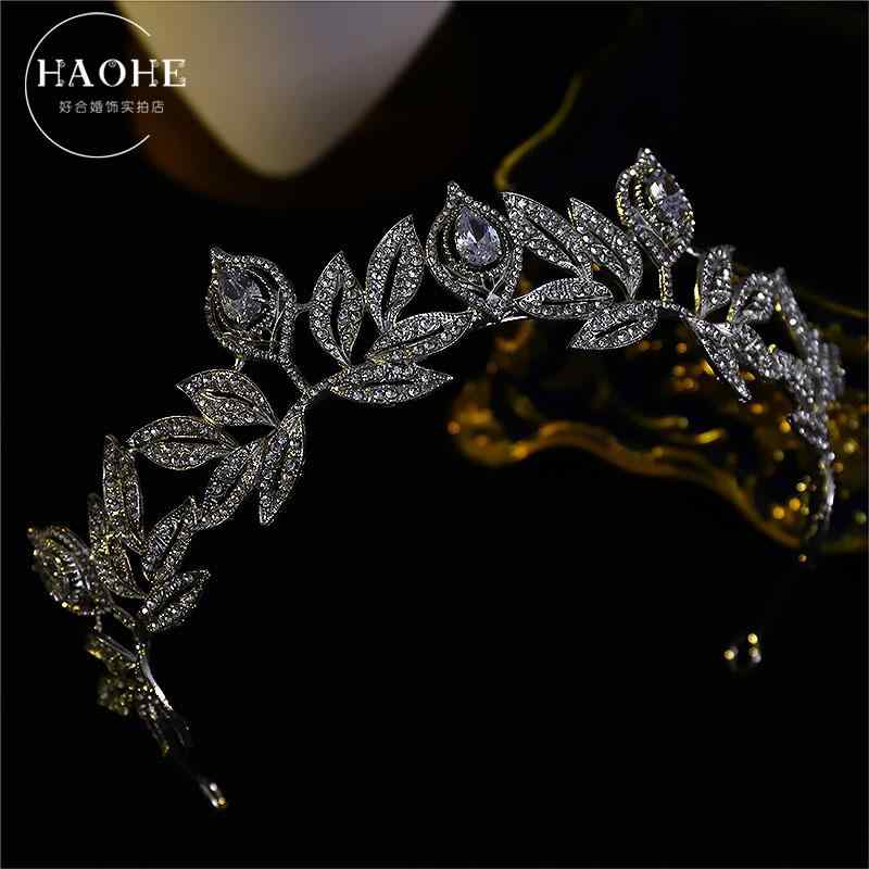 ティアラ クラウン 王冠 ジュエリー リーフ柄 ストーン ヘアアクセサリー 髪飾り カチューシャ 魅惑 ウェディング 大人 レディース 大人式 エレガント 結婚式 アクセサリー 頭飾り 撮影 小道具 レディース