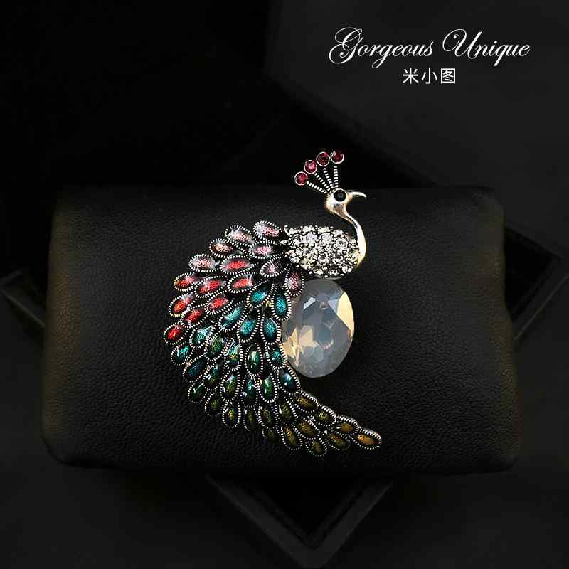 ブローチ 精巧 レトロ 孔雀 ピン アクセサリー 明るい 未来 縁起 参観日 ギフト レディース ファッション 装飾品