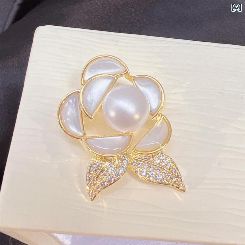 ブローチ セレモニー レディース おしゃれ 上品 椿 高級感 女性 コサージュ パール セーター ピン スーツ 精巧 大型 バッジ 高級感